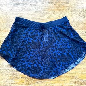 Bloch cheetah print navy pull on dance skirt, medium, like new